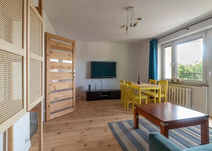 Zolty Stol Apartman *